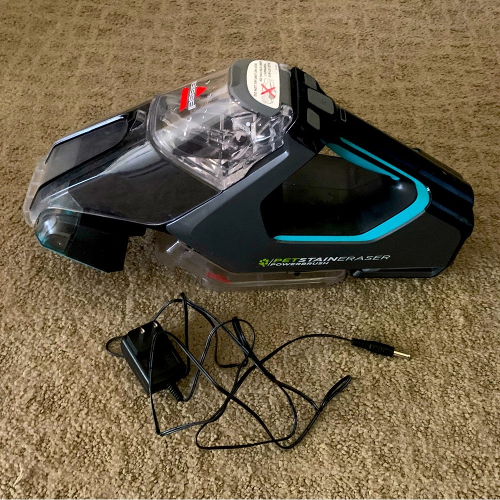 Bissell Pet Stain Eraser Powerbrush Plus Portable Carpet Cleaner (New W/O Box)